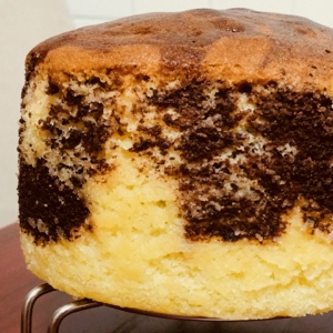 MARBLE BUTTER CAKE
